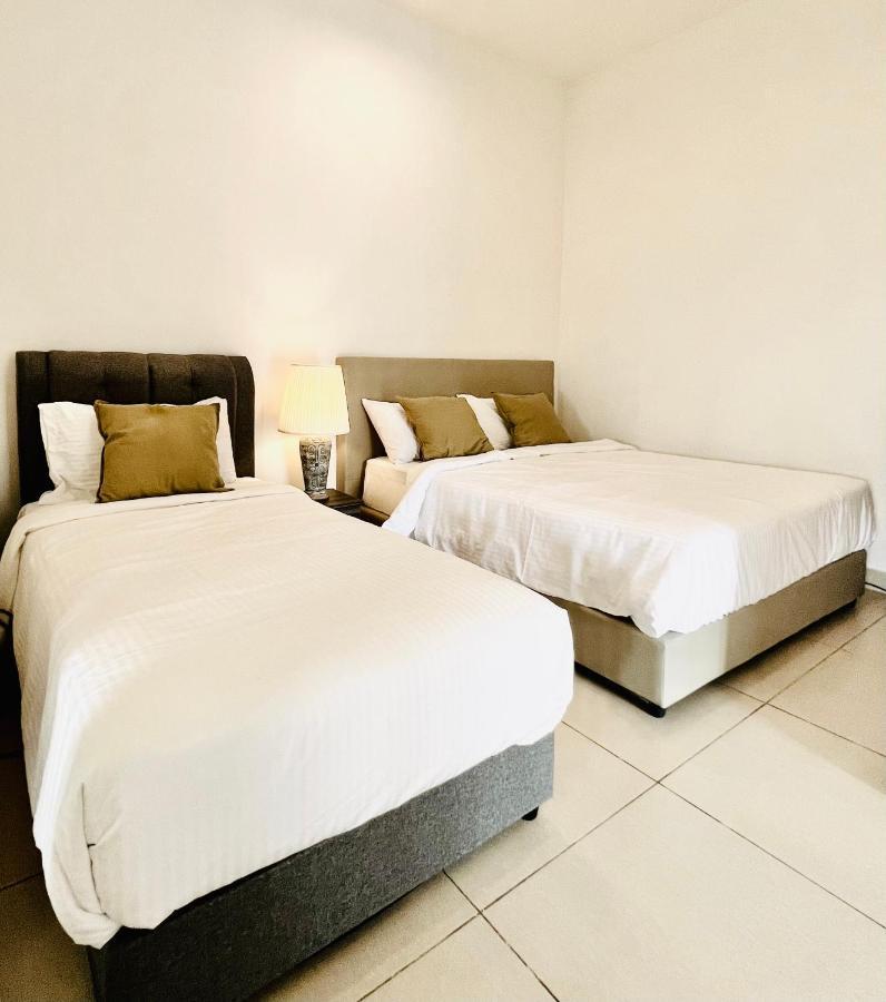Friends & Family Apartment At Midhill Genting 8Pax Free Wifi Гентинг-Хайлендс Экстерьер фото